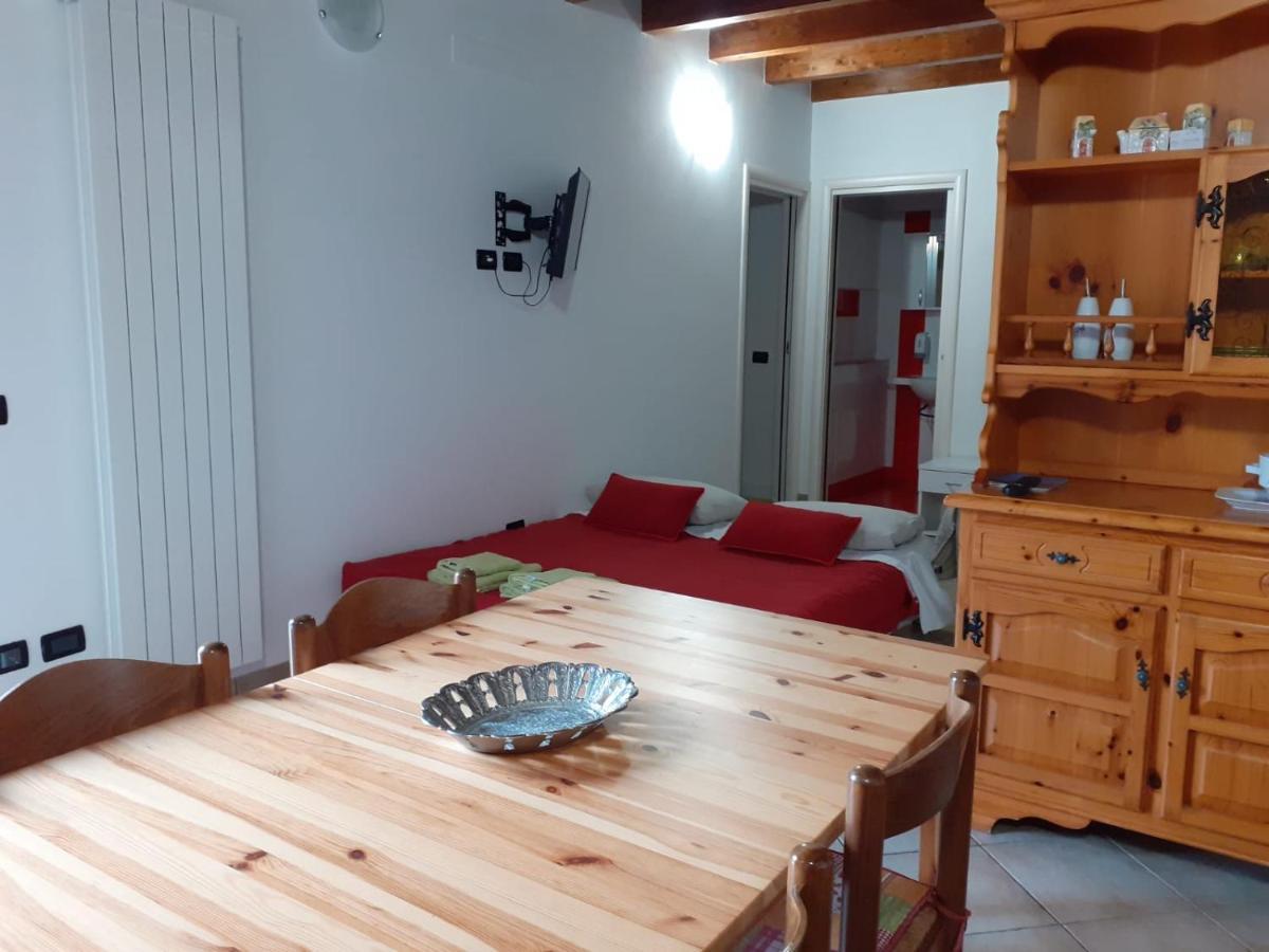 Agriturismo Cascina Lert Marone Esterno foto
