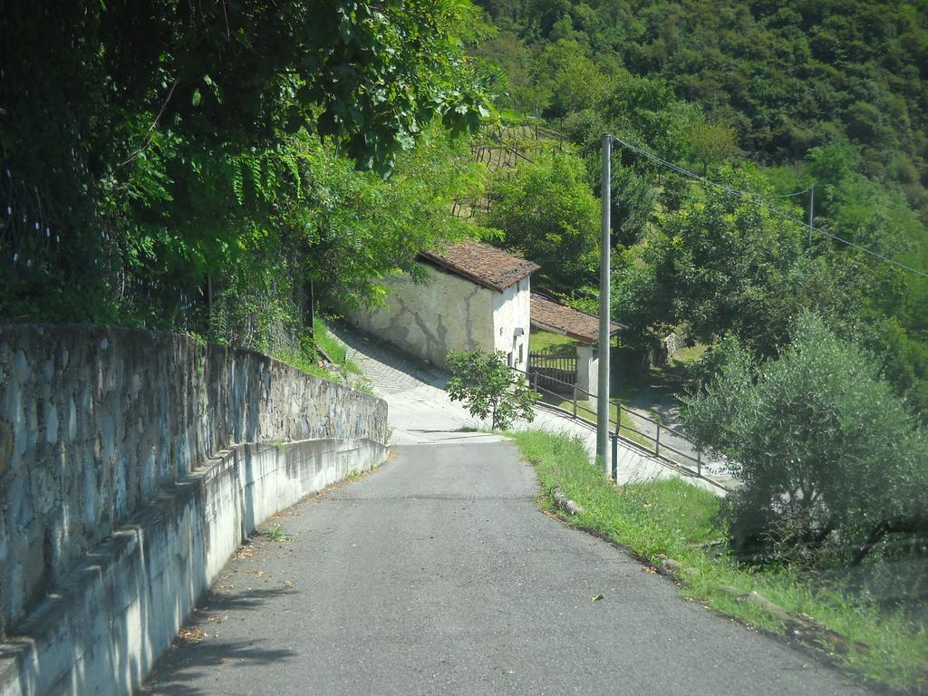 Agriturismo Cascina Lert Marone Esterno foto